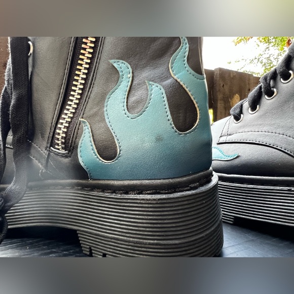 RARE! Dolls Kill Current Mood Blue Flame Combat Boots - Picture 7 of 16